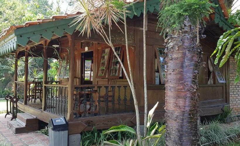 标准平房, Katumbiri Resort