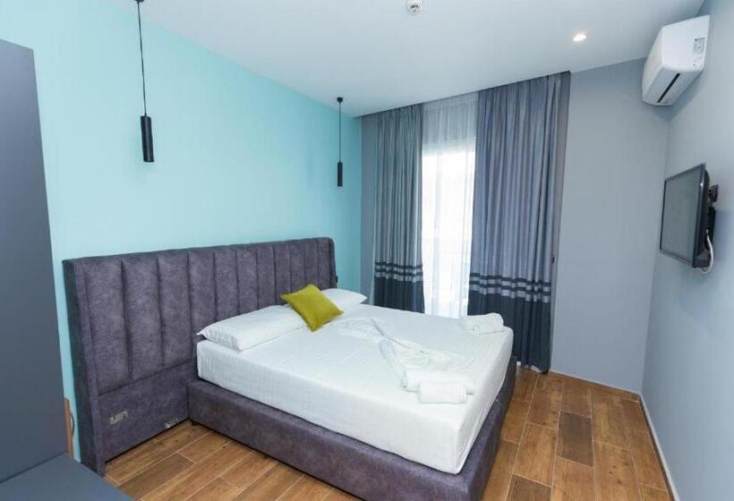 Номер Стандарт с Балконом, Viroi