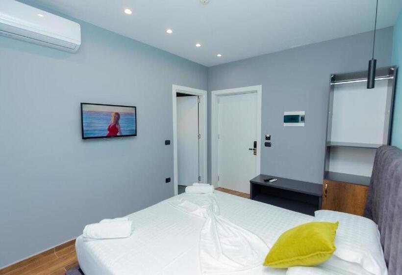 Номер Стандарт с Балконом, Viroi