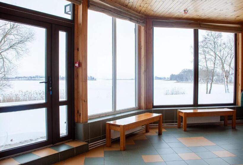 اتاق استاندارد با سرویس بهداشتی مشترک, Buru Guru Viesu Nams Zīdu Kolns