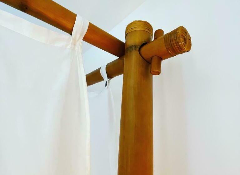 Номер Стандарт Вид на Бассейн, Kourline Villalunoterie Futuroscope Piscine Spa