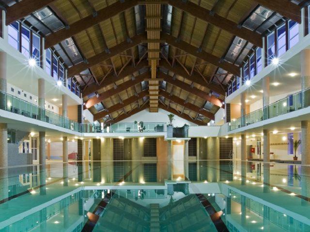 침실 3개 아파트, Pásztor Fogadó