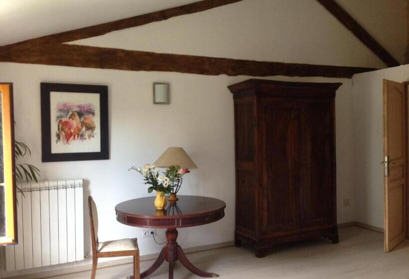 スタンダードルーム, La Maison Ocre