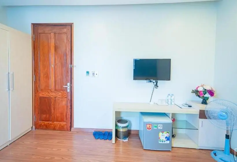 اتاق استاندارد سه نفره, Luffy Hotel 2