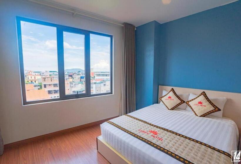 اتاق استاندارد چهارنفره با چشمانداز باغ, Luffy