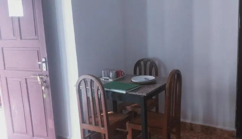 バルコニー付スイート, Alexmarie Guest House 5 Min To Candolim Beach