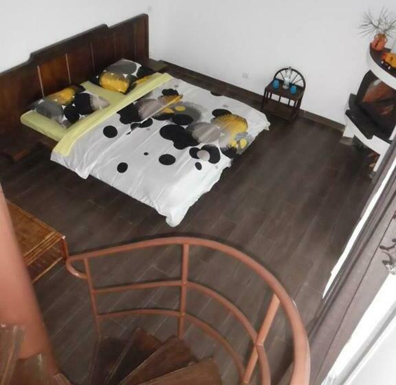 اتاق لوکس با تخت بزرگ, Ecole Lodge Antananarivo