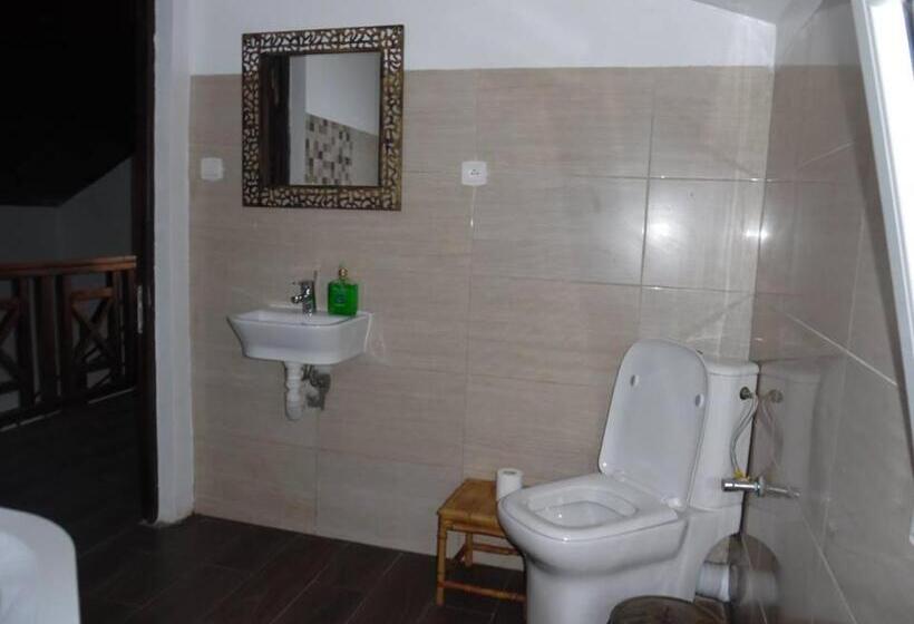 اتاق خانوادگی, Ecole Lodge Antananarivo