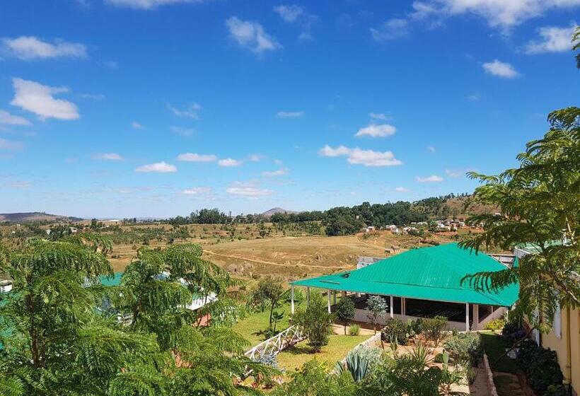 اتاق اکونومی, Ecole Lodge Antananarivo