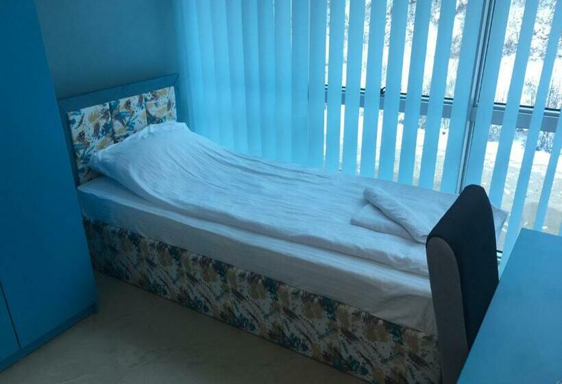 اتاق استاندارد سه نفره, B&b Hisar International