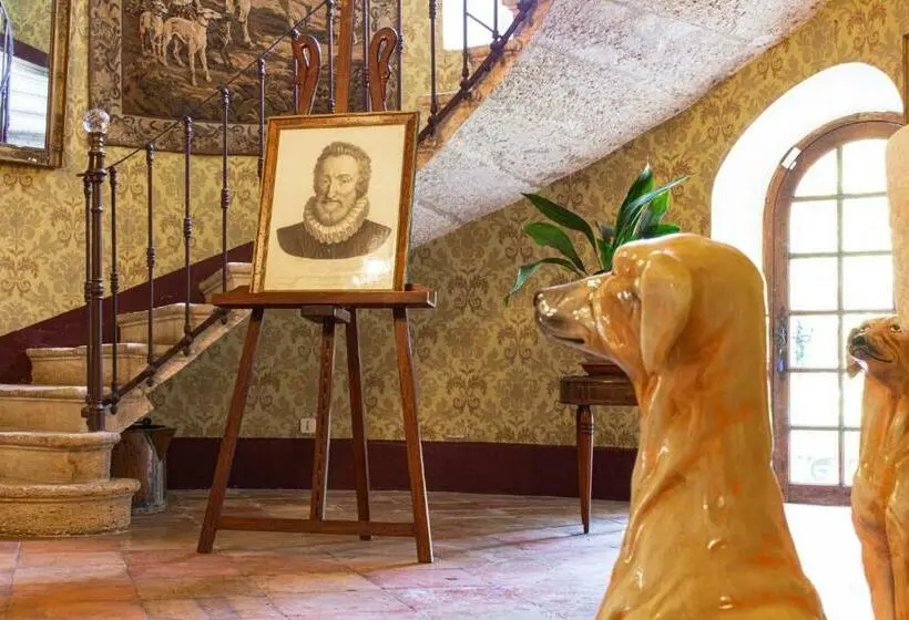 プール付き１ベッドルームヴィラ, Maison De Maître Avec Grand Parc Arboré Clos De Murs