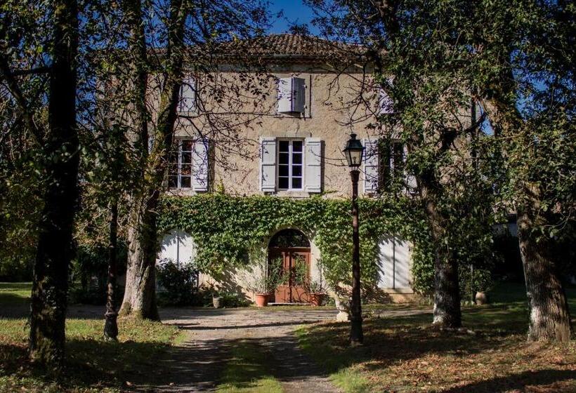 Вилла с 1 спальней и бассейном, Maison De Maître Avec Grand Parc Arboré Clos De Murs