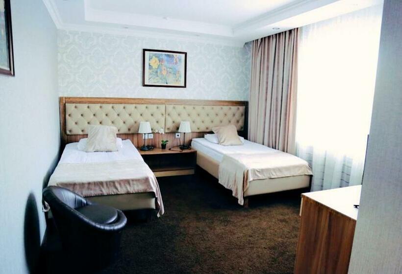 اتاق کلاسیک, Bereke