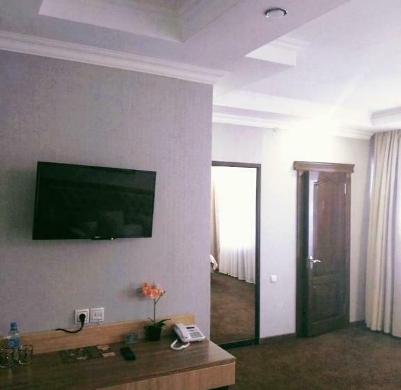 اتاق لوکس, Bereke