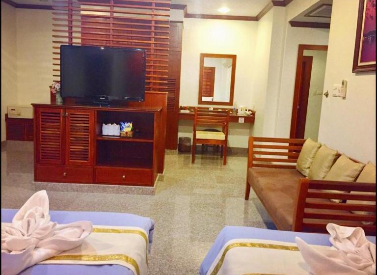 家族用バンガロー, Busyarin