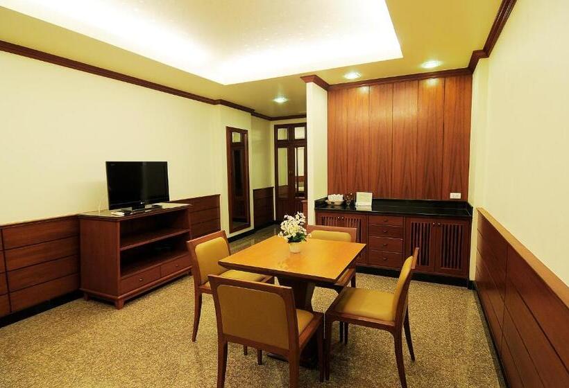 キングサイドベッドのスタンダードワンルーム, Busyarin