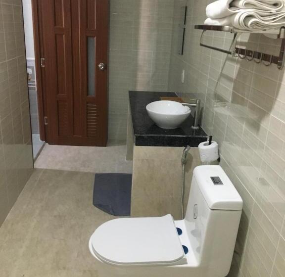 اتاق لوکس با بالکن, Aurora Mekong