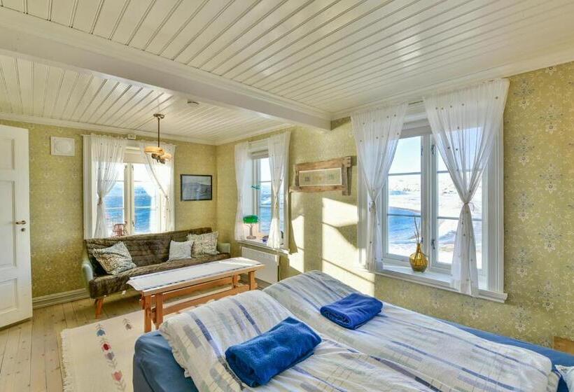 Студия Стандарт, Kongsfjord Arctic Lodge