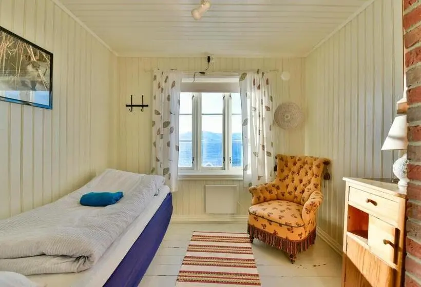 オーシャンビューのスタンダードシングルルーム, Kongsfjord Arctic Lodge