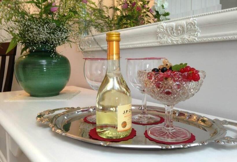 اتاق لوکس, More Guesthouse