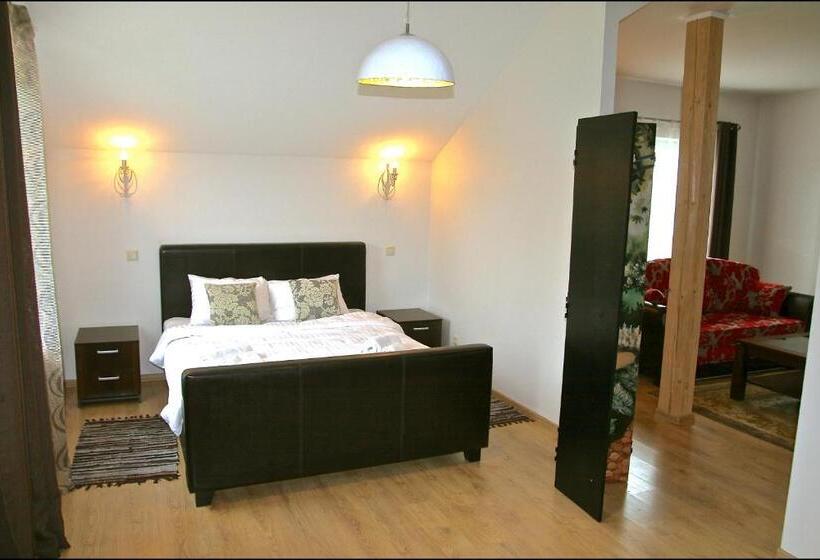 سوییت جونیور, More Guesthouse