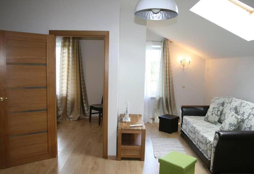 سوییت خانوادگی, More Guesthouse