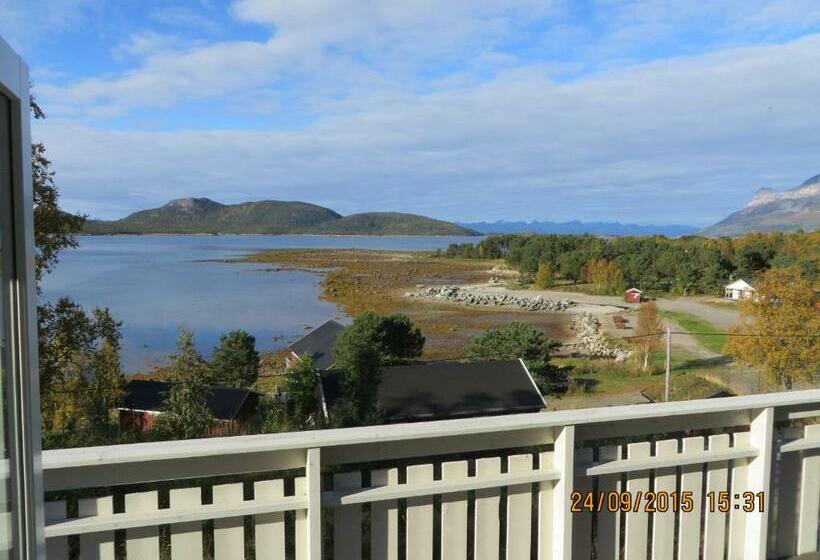 Номер Deluxe Одноместный, Ulvsvåg Gjestgiveri Og Fjordcamping As