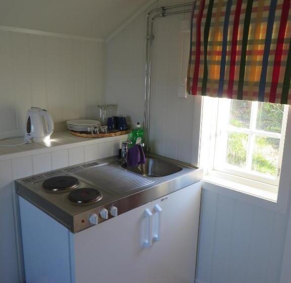 Дом 1 Спальня, Ulvsvåg Gjestgiveri Og Fjordcamping As