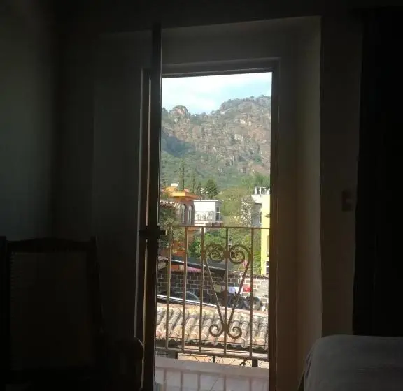اتاق لوکس با تخت بزرگ, La Ventana Del Tepozteco