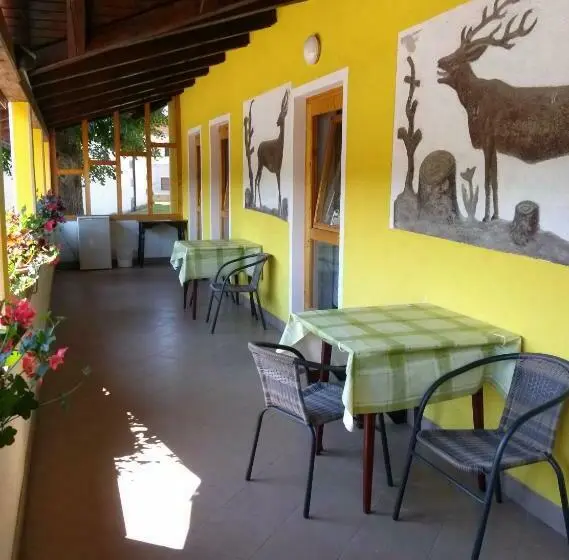 اتاق خانوادگی, Bed And Breakfast špelca