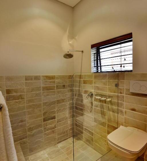 Quarto Estandar, Ladybird Lodge