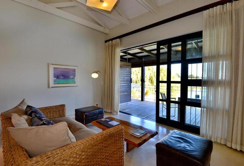 豪华房间, Ladybird Lodge