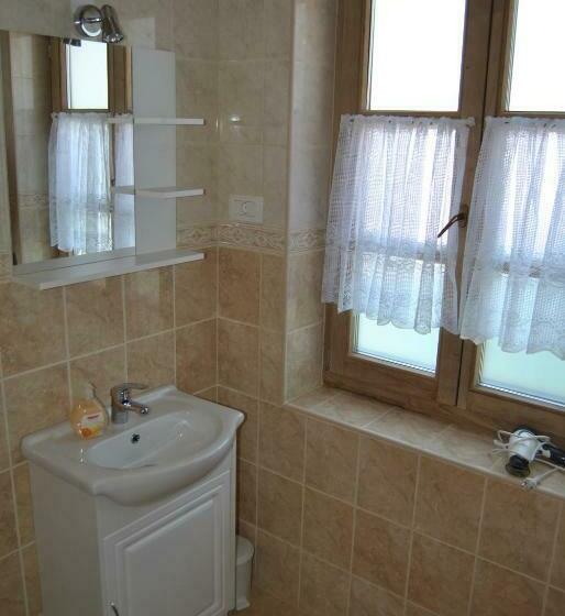 استودیوی استاندارد, Tourist Farm Dujceva Domacija
