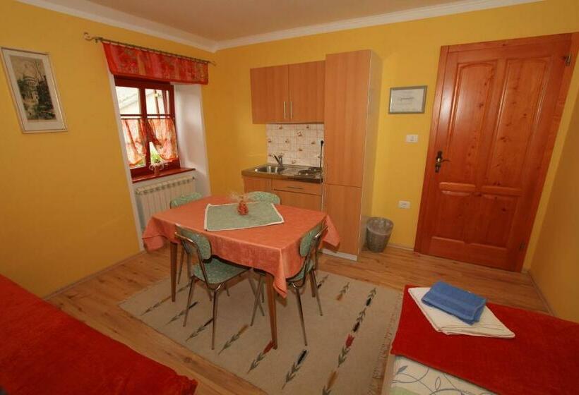 آپارتمان 1 خوابه, Tourist Farm Dujceva Domacija