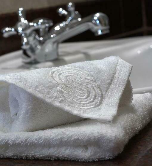 اتاق لوکس, Lake Victoria Serena Golf Resort & Spa