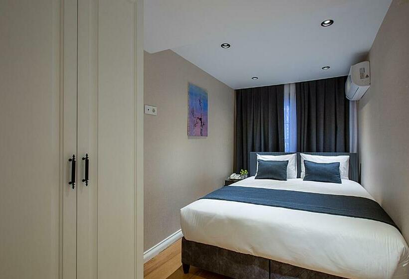 سوییت لوکس, Moss Suites