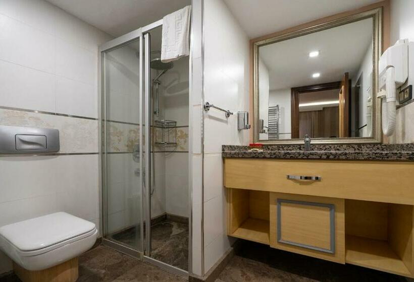 سوییت لوکس, Moss Suites