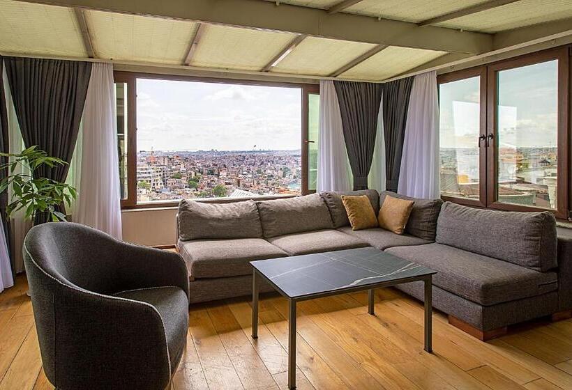 سوییت لوکس, Moss Suites