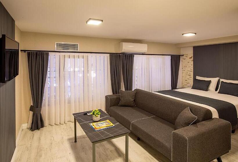 اتاق استاندارد, Moss Suites