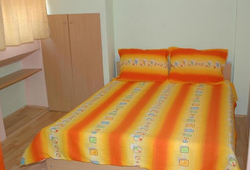 اتاق استاندارد با بالکن, Lile Pestani Accommodation