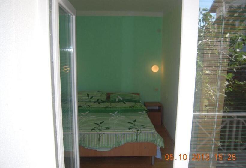 بنگله خانوادگی, Lile Pestani Accommodation