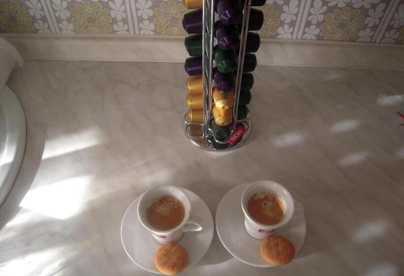 اتاق استاندارد یک نفره, Lile Pestani Accommodation