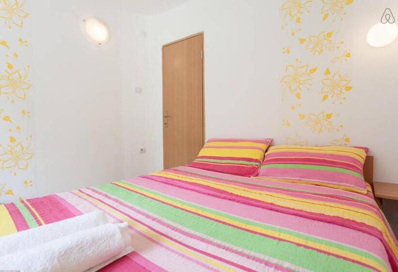 ویلای استاندارد با چشمانداز باغ, Lile Pestani Accommodation