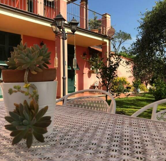 דירת שני חדרים, Podere Morucciola