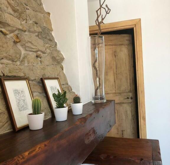 דירת שני חדרים, Podere Morucciola