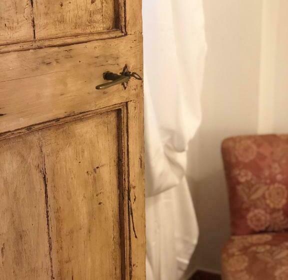 דירת שני חדרים, Podere Morucciola