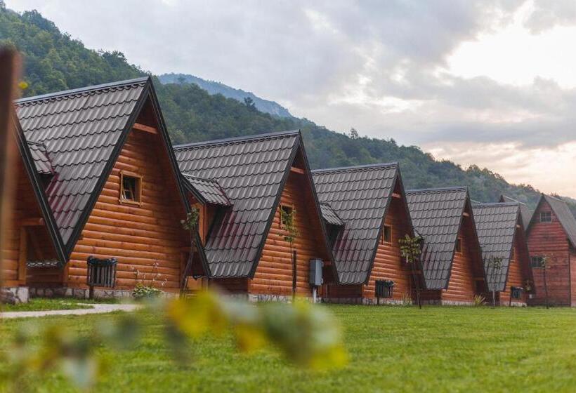 اتاق لوکس, Rafting Center Drina Tara