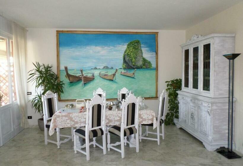 خانه 1 خوابه, Villa Happy Days