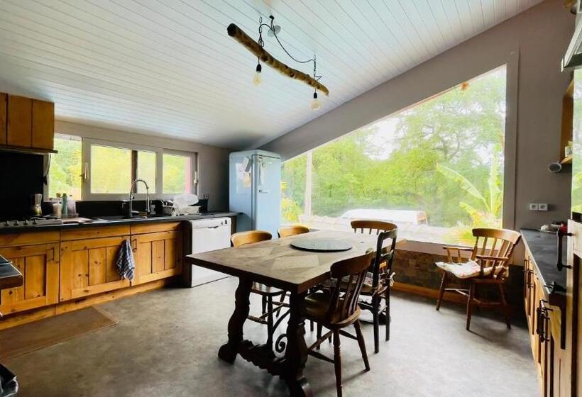 Дом 1 Спальня, Carwyns Surf House