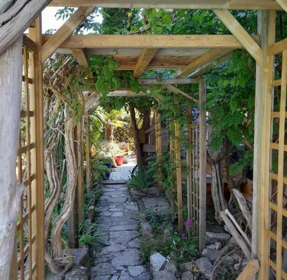 １ベッドルームハウス, Carwyns Surf House